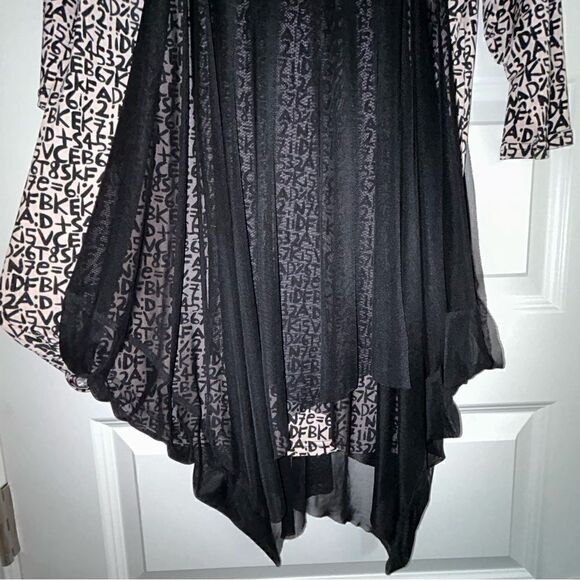 Lace Canada Mesh Draped Overlay 3/4 Sleeve Artsy Lagenlook Top - Picture 4 of 7